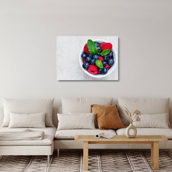 Obraz na szkle- miska z leśnymi owocami (70x50 cm)