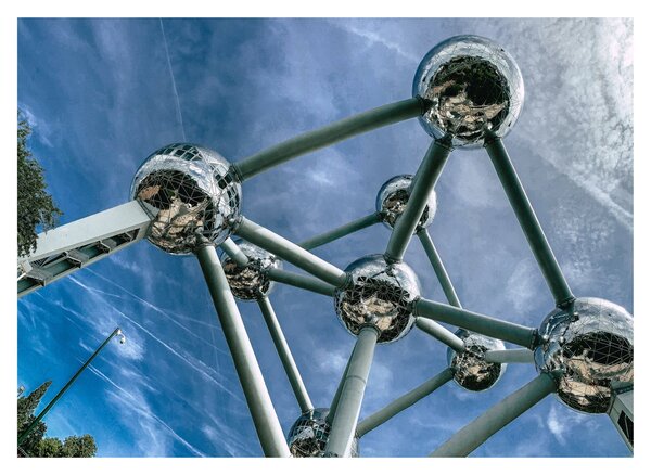 Obraz na szkle - Atomium w Brukseli (70x50 cm)