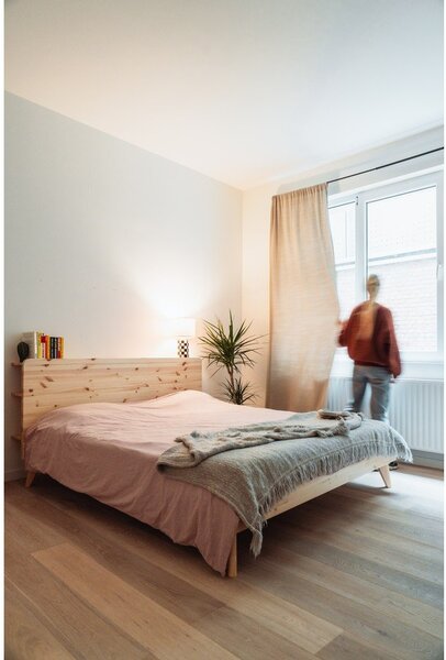 Łóżko dwuosobowe z drewna sosnowego ze stelażem 160x200 cm Retreat – Karup Design