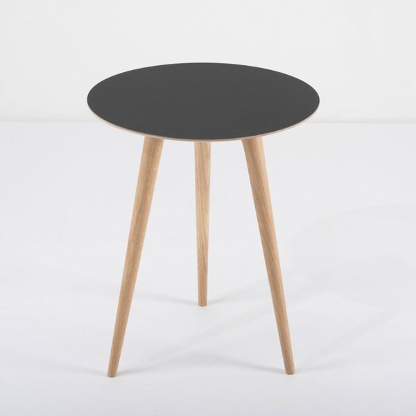 Dębowy stolik z czarnym blatem Gazzda Arp, ⌀ 45 cm
