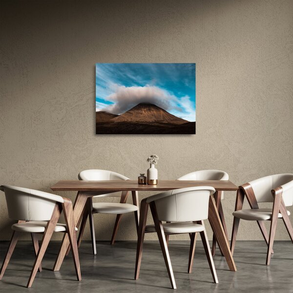 Obraz na szkle - Chmura nad szczytem (70x50 cm)