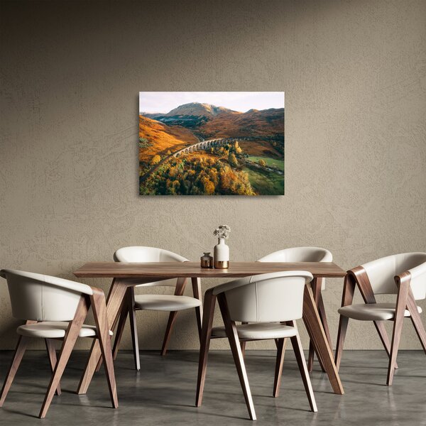 Obraz na szkle mostu w szkockiej dolinie (70x50 cm)