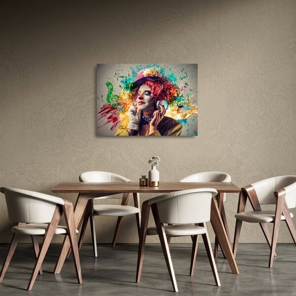 Obraz na szkle - Artystka ze słuchawkami (70x50 cm)