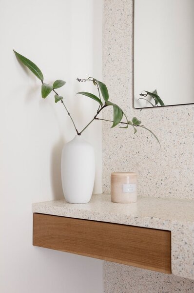 Biały ceramiczny wazon Blomus, wys. 25 cm