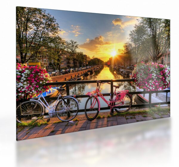 Obraz na szkle - Wschód słońca w Amsterdamie (70x50 cm)