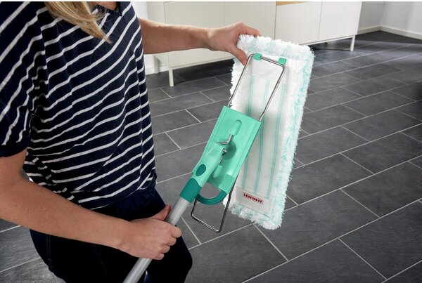 Podłogowy mop płaski z drążkiem stalowym PROFI Micro Duo - Click System Leifheit 55048