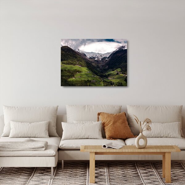 Obraz na szkle - Dolina pod górami (70x50 cm)