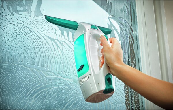 Zestaw: odkurzacz do szyb Dry & Clean z rączką i dwustronnym mopem do szyb oraz z węższą głowicą ssą
