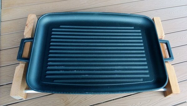 Żeliwna płyta grillowa 31 x 42 cm Lava Metal LVECOGT3142K4