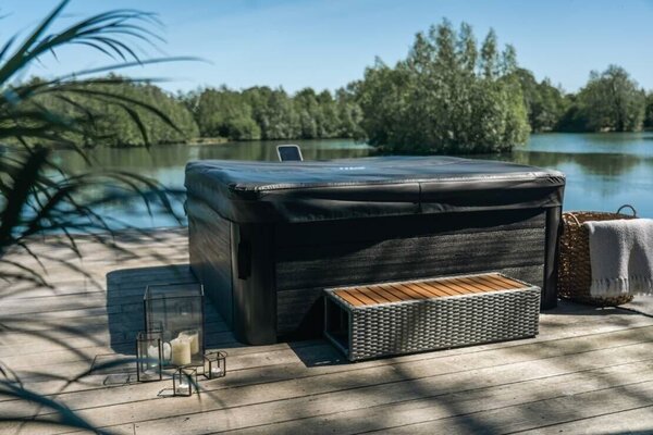 Oslo PLUS F-OS063WP Jacuzzi 1150 l MSPA z warstwą izolacji termicznej