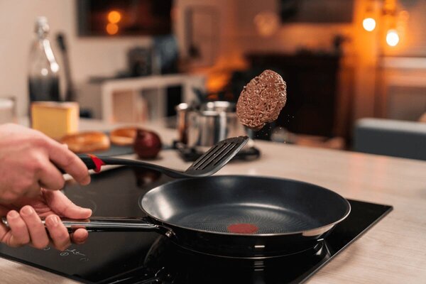Cook Eat Zestaw patelni 2 szt., 24 + 28 cm TEFAL B922S204