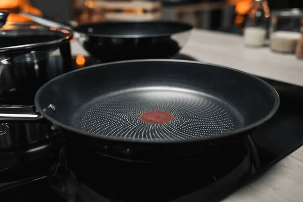 Cook Eat Zestaw patelni 2 szt., 24 + 28 cm TEFAL B922S204