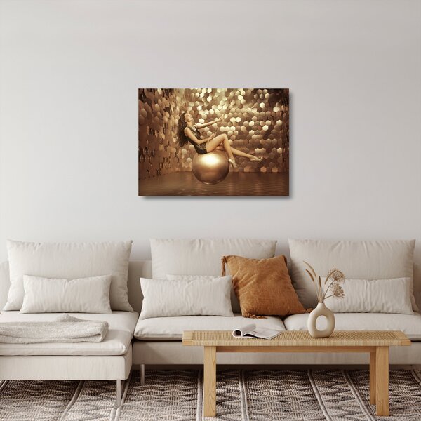 Obraz na szkle kobiety w złotym pokoju (70x50 cm)