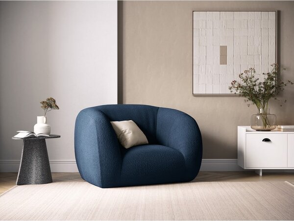 Niebieski fotel z materiału bouclé Essen – Cosmopolitan Design