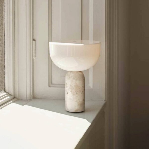 New Works Lampa stołowa LED Kizu, możliwość ściemniania, kremowy / amber, salon / jadalnia, kamień, design