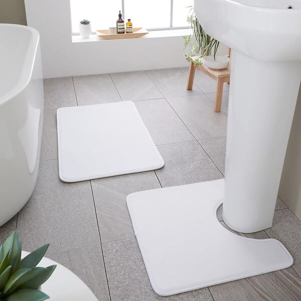 Białe dywaniki łazienkowe do WC z pianki pamięciowej zestaw 2 szt. 50x80 cm Anti-Bacterial – Catherine Lansfield