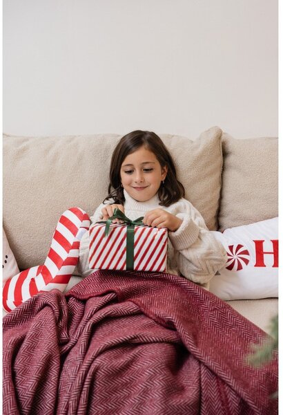 Poduszka dekoracyjna ze świątecznym motywem 50x30 cm Candy Cane – Catherine Lansfield
