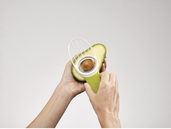 Zielona obieraczka do awokado 3w1 Joseph Joseph GoAvocado