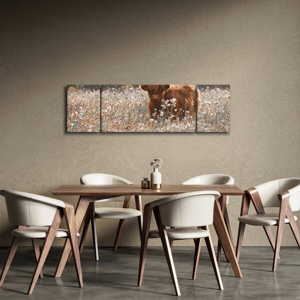 Obraz - Szkocka krowa w kwiatach (170x50 cm)