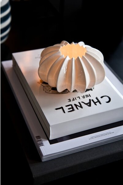 Biały porcelanowy świecznik Kähler Design Stella, ⌀ 13,5 cm