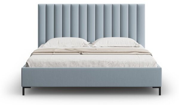 Jasnoniebieskie tapicerowane łóżko dwuosobowe ze schowkiem i stelażem 160x200 cm Casey – Mazzini Beds