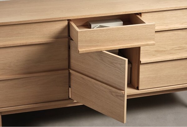 Niska komoda w dekorze dębu 75x140 cm Ponza – Unique Furniture