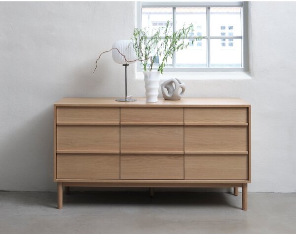 Niska komoda w dekorze dębu 75x140 cm Ponza – Unique Furniture
