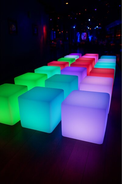 Podświetlany stołek/taboret LED, 60x60x60 cm