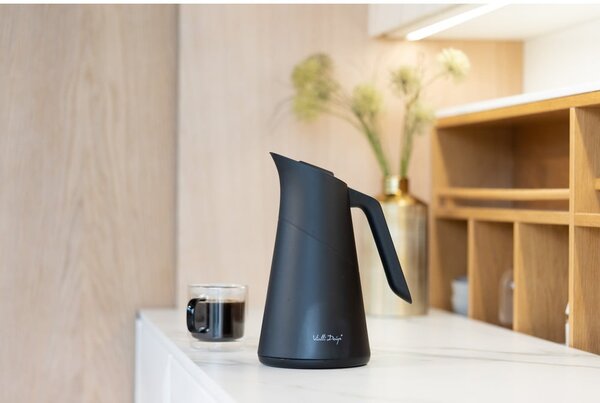 Czarny termos 1 l Soho – Vialli Design