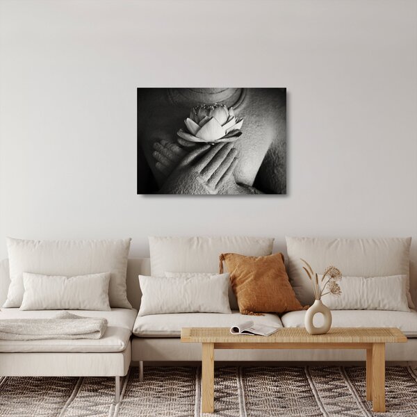 Obraz na szkle - Lotos w rękach Buddy (70x50 cm)