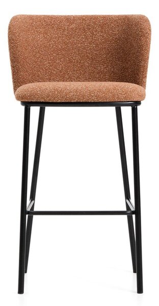 Tapicerowany hoker w kolorze terakoty (wysokość siedziska 75 cm) Ciselia – Kave Home