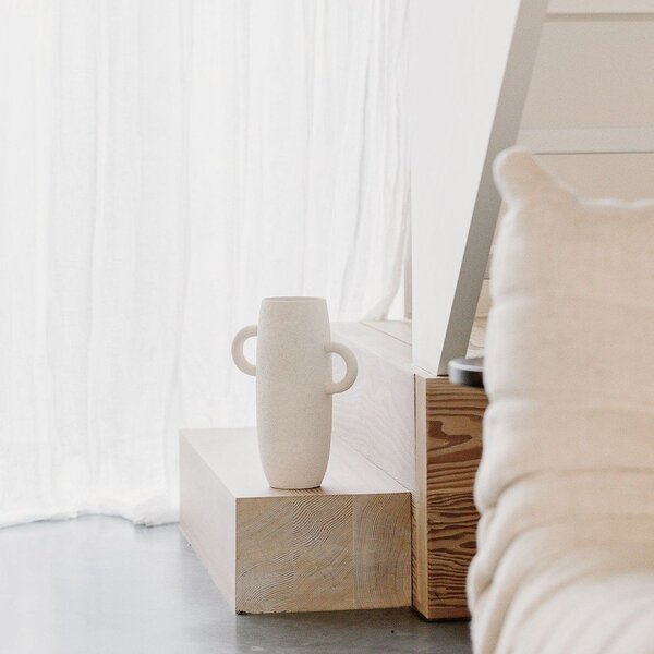 Biały ceramiczny wazon (wysokość 30 cm) Bullet – S|P Collection
