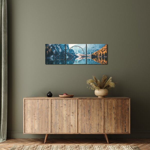 Obraz - Łodzie na jeziorze Braies (z zegarem) (90x30 cm)