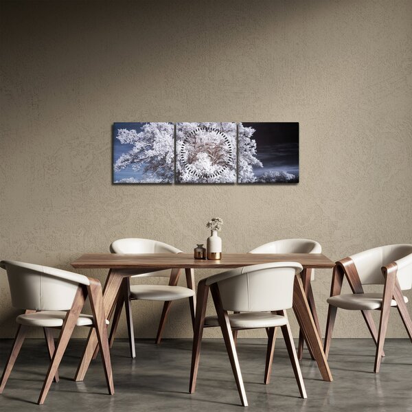 Obraz - Śnieżnobiałe drzewo (z zegarem) (90x30 cm)