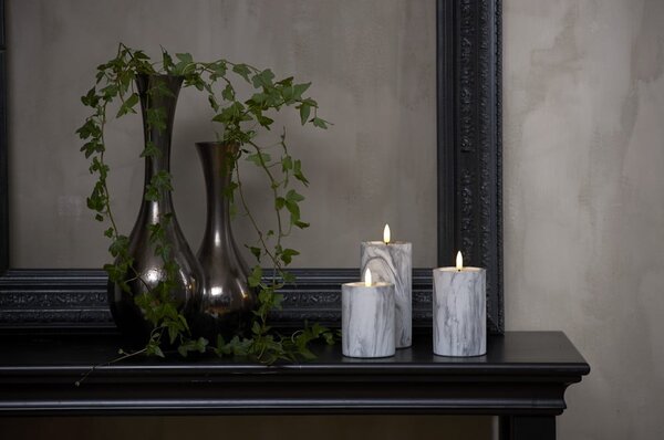 Szaro-biała betonowa świeca LED Star Trading Flamme Marble, wys. 15 cm