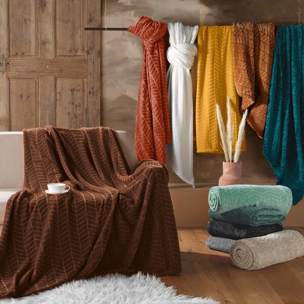 Zielona narzuta z mikfroflaneli 180x220 cm Arya – douceur d'intérieur