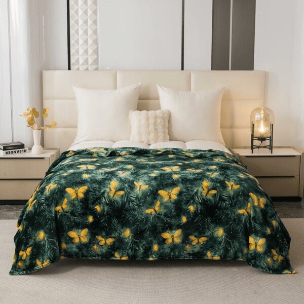 Mikropluszowy koc YELLOW BUTTERFLY, ciemnozielony Rozmiar: 160 x 200 cm