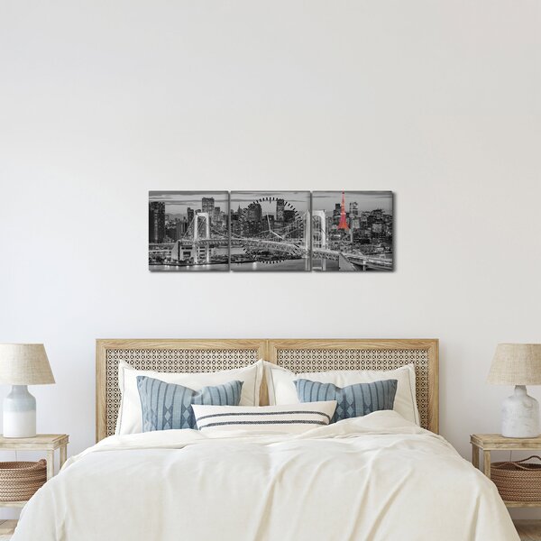 Obraz - Duże miasto z czerwoną wieżą (z zegarem) (90x30 cm)
