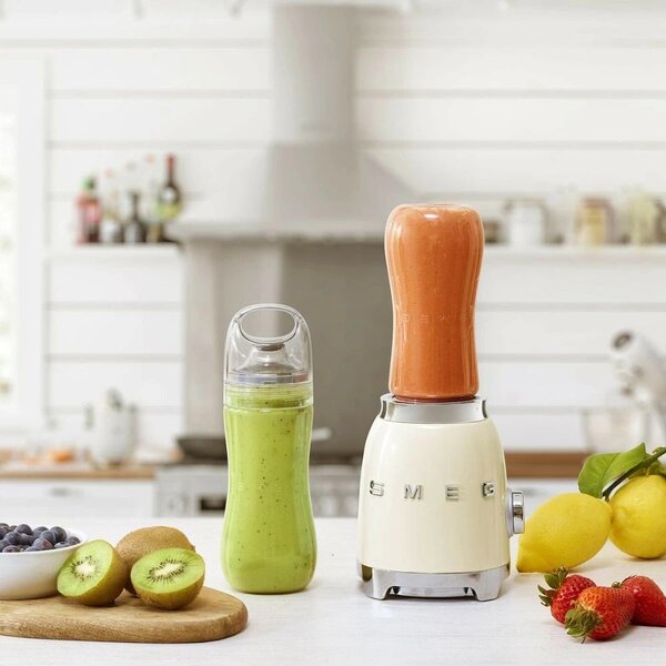 Kremowy blender kielichowy 50's Retro Style – SMEG