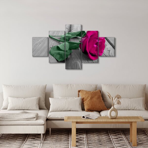 Obraz - Różowa róża z zieloną łodygą (125x70 cm)