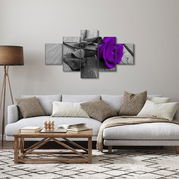 Obraz - Fioletowa róża z zieloną łodygą (125x70 cm)