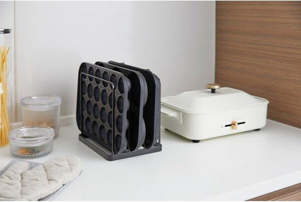 Czarny metalowy organizer Yamazaki Tower
