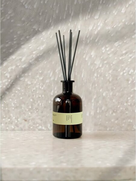 Dyfuzor #80 Tomato Leaf, Cypress, Fern – Perfumed Prague