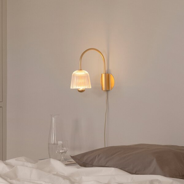Lampa Ścienna Nuura Aps, Asteea, ściemnialny, złoty | mosiężny, salon, metal, skandynawski