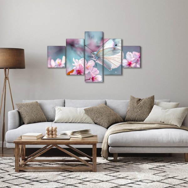 Obraz - Motyl na drzewie wiśni (125x70 cm)