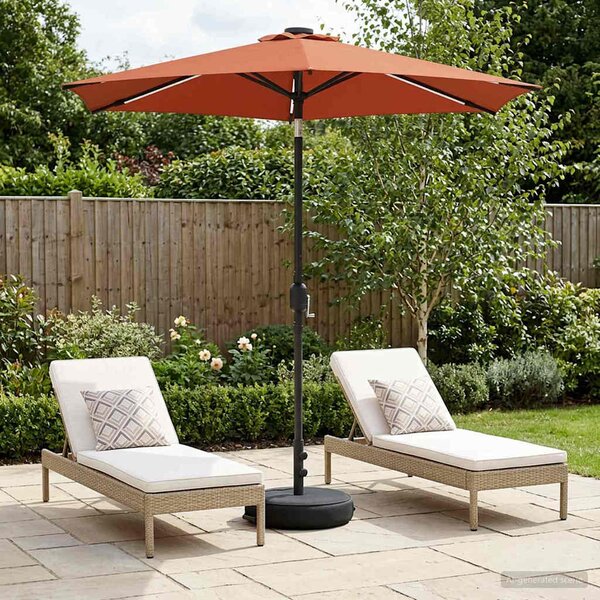 Parasol ogrodowy z oświetleniem LED i podstawą 230 x 230 cm