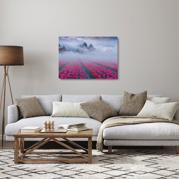 Obraz na szkle - Krajobraz z polami tulipanów (70x50 cm)