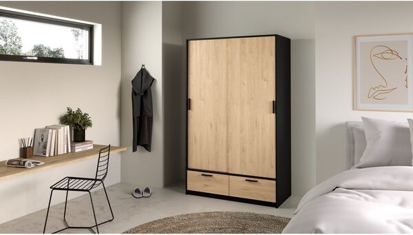 Czarno-naturalna szafa w dekorze dębu z drzwiami przesuwnymi 121x200 cm Line – Tvilum