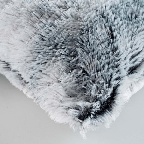 Poduszka dekoracyjna ze sztucznego futra 45x45 cm Antartic – douceur d'intérieur