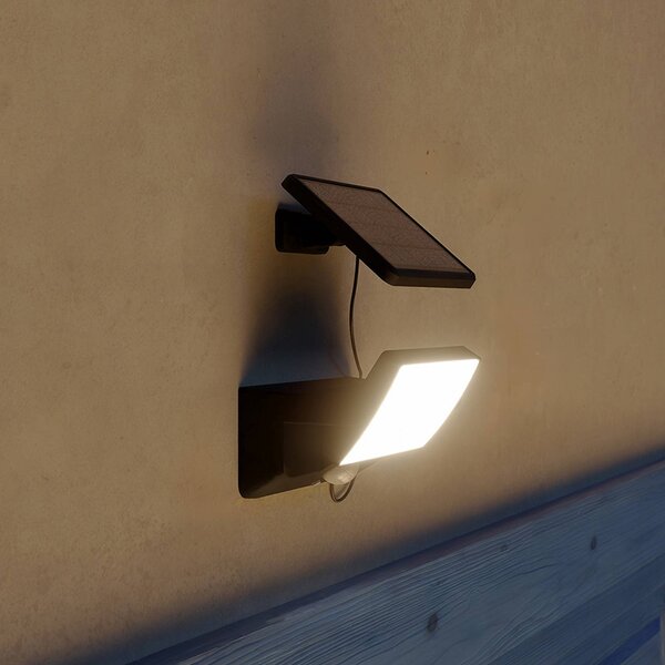 Philips Kinkiet solarny LED Fyns, czarny, z czujnikiem, IP44 Fyns, czarny, tworzywo sztuczne